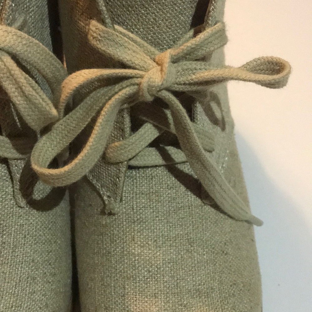 Boots - Picture 6 of 6